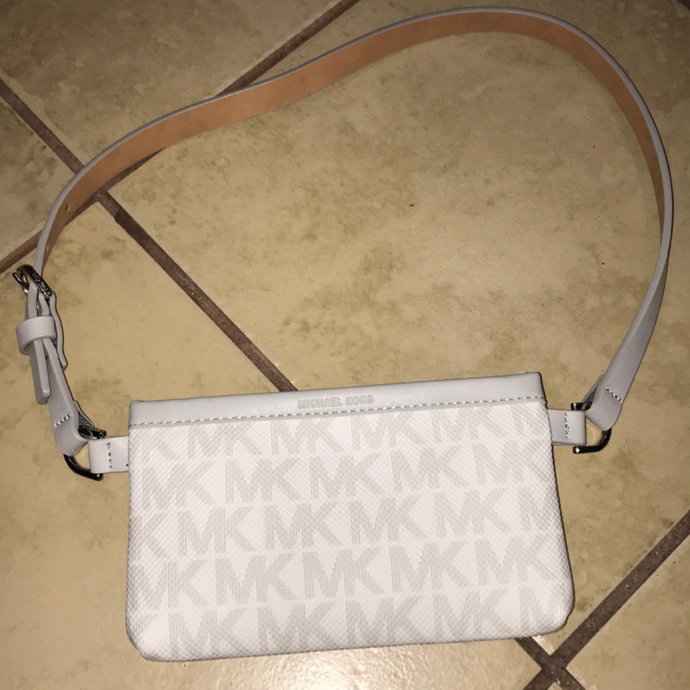 Micheal kors belt bag